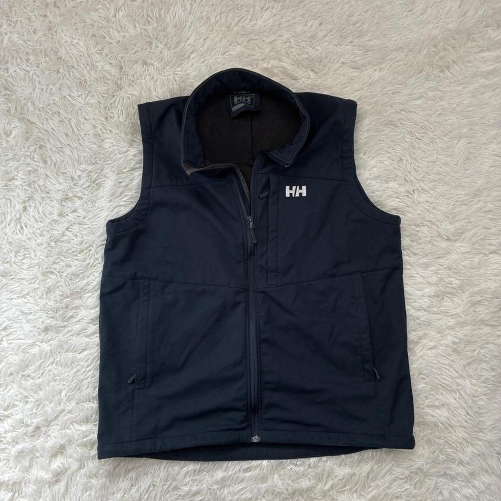 Helly Hansen golf sporty outdoor gilet athleisure gorpcore black vest